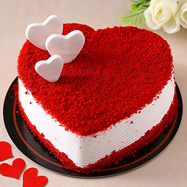 Red Velvet Heart Cream Cake